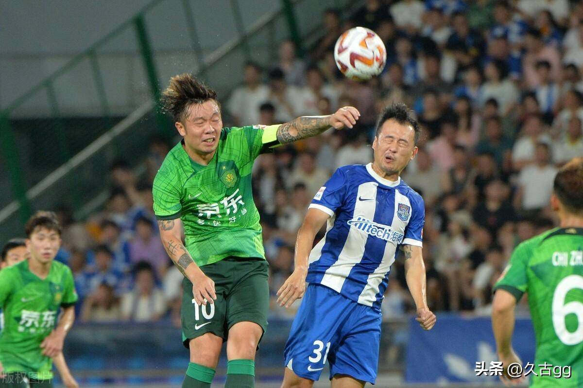 亚特兰大也关注着斯卡尔维尼的替代者情况，当然对德拉古辛的兴趣可以让我们更多地了解斯卡尔维尼的未来。